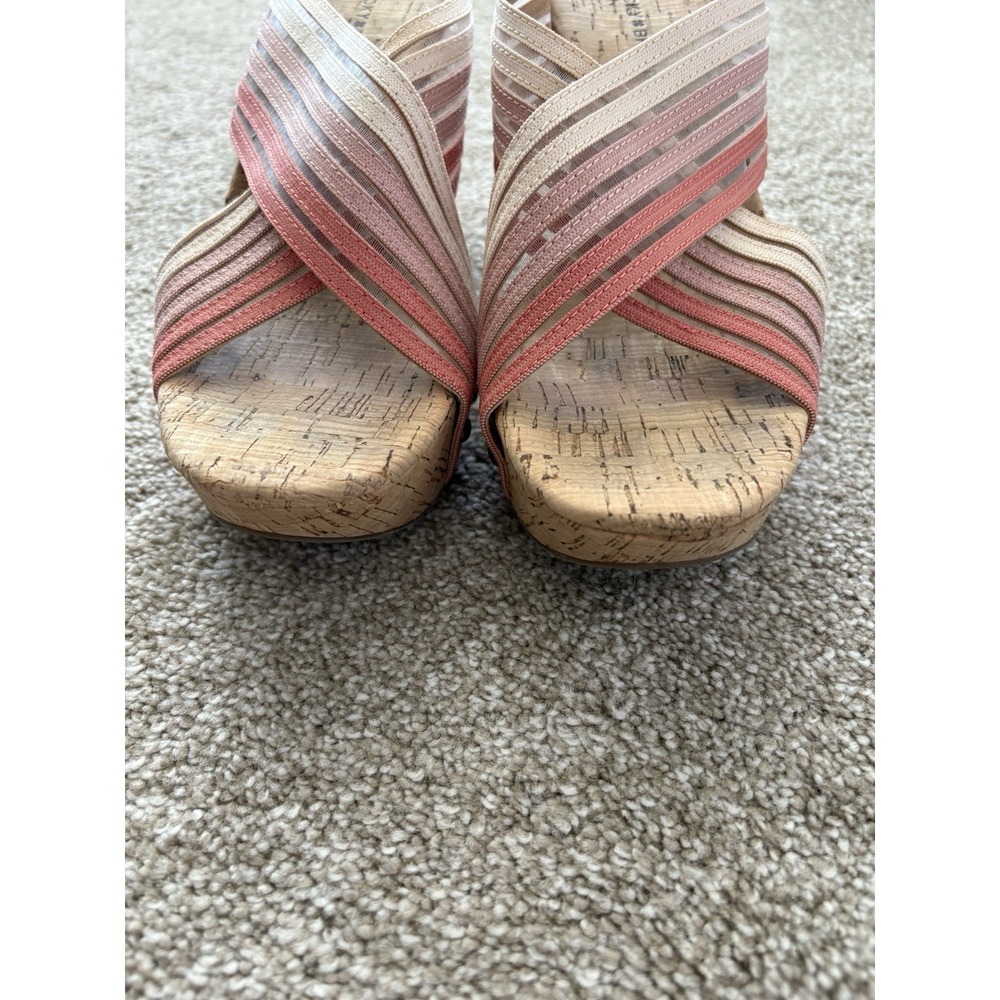 Lucky Brand Mykayla Wedge Sandals Cork Studded Slip On Sandals US 8M EU 38‎ 1/2 - Picture 3 of 7